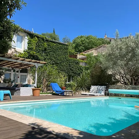 Casa de Férias Maison De Caractere Pour Ou Travail *