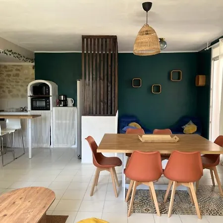 Casa de Férias Maison De Caractere Pour Ou Travail